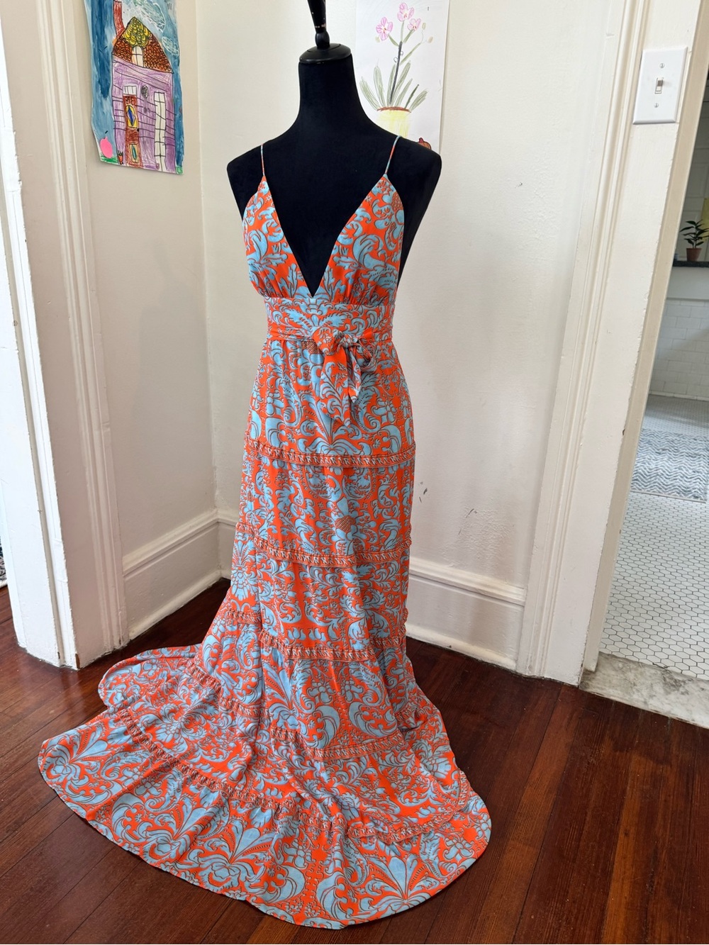 Alice + Olivia Forever Yours Sienna Karolina Tiered Maxi Dress - Picture 5 of 6